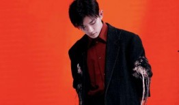 易烊千玺近况爆料最新视频,揭秘幕后花絮，精彩瞬间尽收眼底