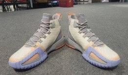 安踏球鞋最新爆料,科技升级，引领运动潮流！”