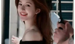 圈内爆料杨紫赵露思,娱乐圈新晋小花之争