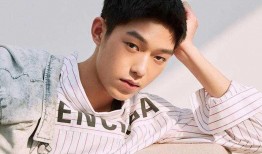 王锵李明德圈内爆料,揭秘娱乐圈不为人知的幕后故事