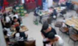 唐山打人爆料小伙视频播放,小伙勇敢曝光，视频引发全网关注