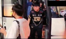 爆料网红女友是谁啊视频,视频爆料背后的神秘人物