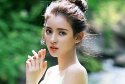 娱乐圈爆料成毅张予曦视频,娱乐圈再掀波澜